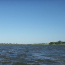 Река Ахтуба около посёлка Селитренное Астраханской области 12