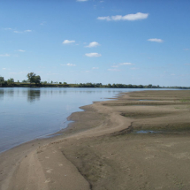 Река Ахтуба около посёлка Селитренное Астраханской области 4